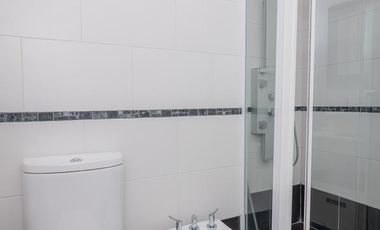 Casa en  Bernal - Venta