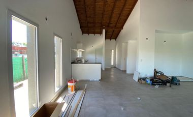 Lindísima casa en Santa Elena desarrollada en PB