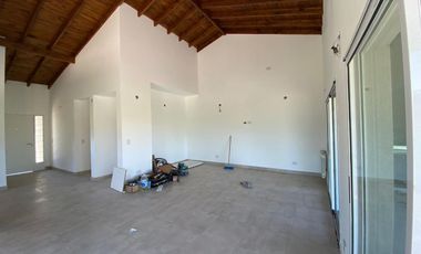 Lindísima casa en Santa Elena desarrollada en PB