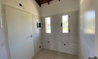 Lindísima casa en Santa Elena desarrollada en PB