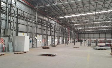 Depósito en Garin