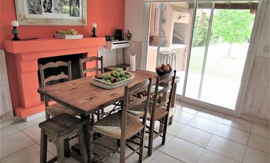 3 DORMITORIOS Y AREA DE SERVICIO. LOTE INTERNO.