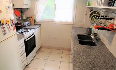 3 DORMITORIOS Y AREA DE SERVICIO. LOTE INTERNO.