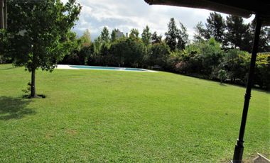 3 DORMITORIOS Y AREA DE SERVICIO. LOTE INTERNO.