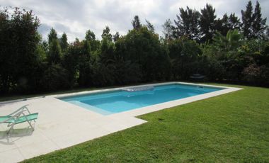 3 DORMITORIOS Y AREA DE SERVICIO. LOTE INTERNO.