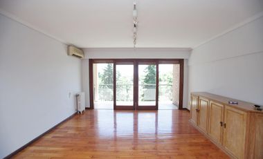 Muy buen departamento en venta en Martinez - 3 dormitorios - 2 cocheras