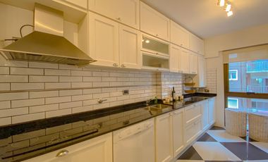 VENTA | PISO EN PLAZA MITRE | COCHERA
