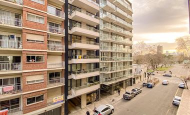 VENTA | PISO EN PLAZA MITRE | COCHERA