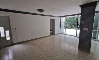 Venta de casa en Bosques de Espinar (Cristóbal), Colón GTA