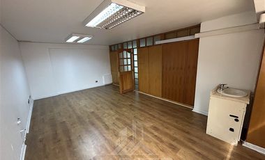 Oficina en Venta en COD38054 Bulnes con Bello
