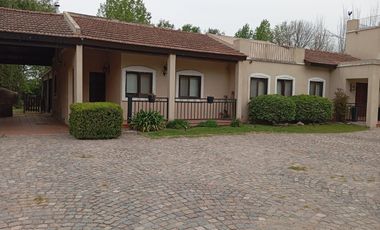 Casa en  Alquiler Temporario en Barrio Haras del Sol