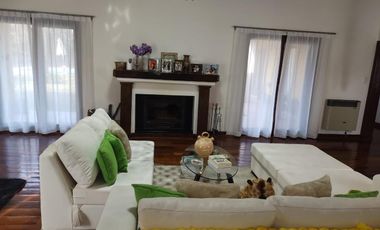 Casa en  Alquiler Temporario en Barrio Haras del Sol