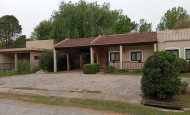 Casa en  Alquiler Temporario en Barrio Haras del Sol