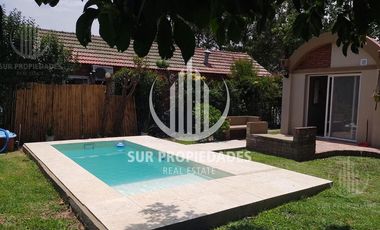 Casa en Venado I de 4 ambientes - Impecable  estado
