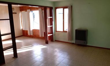 DEPARTAMENTO CALLE LA PAZ AL 700