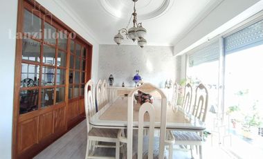 4amb cohcera   baulera   dos patios !!