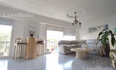 4amb cohcera   baulera   dos patios !!