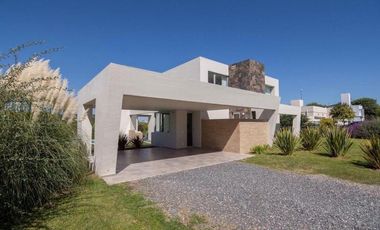 Casa - Mendiolaza