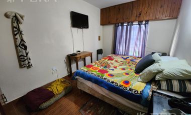 Venta casa de 5 ambientes con cochera en Wilde