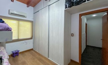 Casa de 3 dormitorios en venta en  Barrio Acevedo