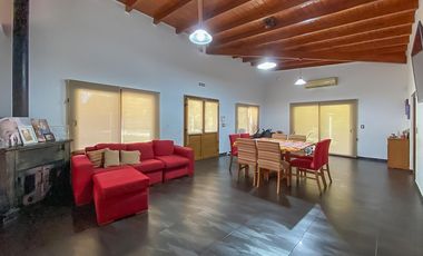 Casa de 3 dormitorios en venta en  Barrio Acevedo