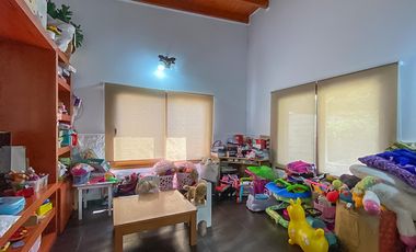 Casa de 3 dormitorios en venta en  Barrio Acevedo