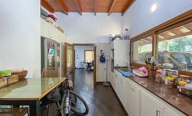 Casa de 3 dormitorios en venta en  Barrio Acevedo