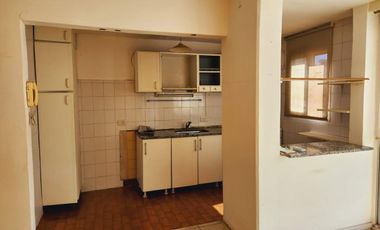 Venta depto 3 dormitorios con cochera - Bouquet Roldan 150 - area centro - Neuquen