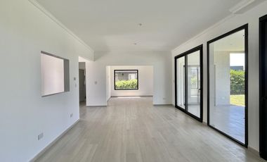 Casa en venta en San Matias a la laguna - A estrenar