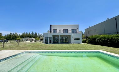 Casa en venta en San Matias a la laguna - A estrenar