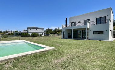 Casa en venta en San Matias a la laguna - A estrenar