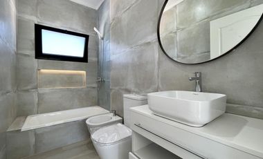 Casa en venta en San Matias a la laguna - A estrenar