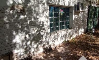 Complejo de departamentos y casa, en Plottier!!