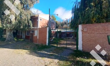 Complejo de departamentos y casa, en Plottier!!