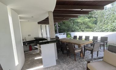 CASA EN CONDOMINIO EN VENTA 3 NIVELES EN RINCONADA DE SANTA RITA, GUADALAJARA