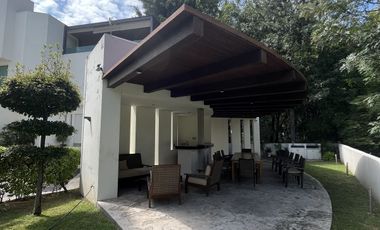 CASA EN CONDOMINIO EN VENTA 3 NIVELES EN RINCONADA DE SANTA RITA, GUADALAJARA