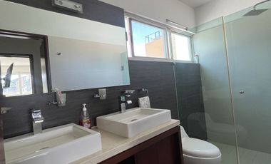 CASA EN CONDOMINIO EN VENTA 3 NIVELES EN RINCONADA DE SANTA RITA, GUADALAJARA