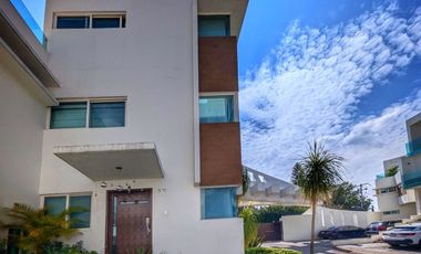 CASA EN CONDOMINIO EN VENTA 3 NIVELES EN RINCONADA DE SANTA RITA, GUADALAJARA