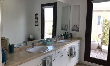 Casa en Pilará sobre el golf| Mallmann propiedades