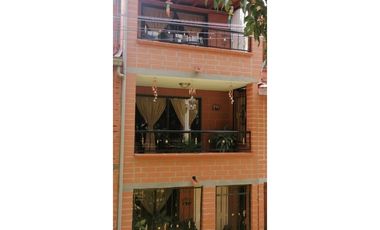 VENTA DE  CASA UNIFAMILIAR EN BELLO NIQUIA