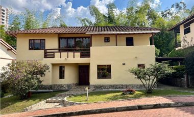 VENTA DE CASA EN LA ESTRELLA