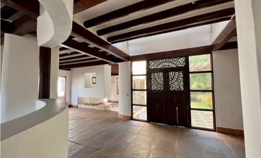 VENTA DE CASA EN LA ESTRELLA