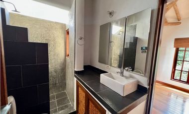 VENTA DE CASA EN LA ESTRELLA