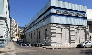 Excelente oportunidad para inversión; 1674 m2 en Av. Brasil