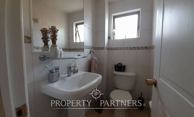 Oportunidad Hermosa Casa en condominio