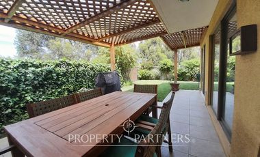 Oportunidad Hermosa Casa en condominio