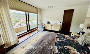 Casa en los Litres semi nueva con piscina y jardín bien formado
