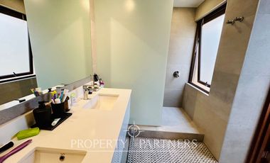 Casa en los Litres semi nueva con piscina y jardín bien formado