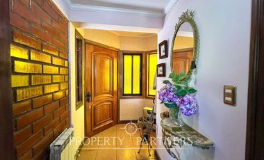 Estupenda Propiedad Residencial,  Sector los Nogales