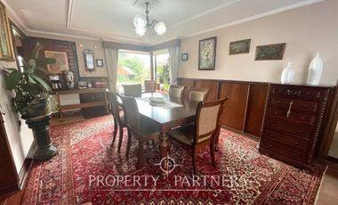 Estupenda Propiedad Residencial,  Sector los Nogales